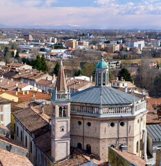 Wall Mural - Lodi, Lombardia.. Veduta dall'alto del Tempio Civico della Beata Vergine Incoronata, sullo sfondo della città.