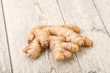 Natural organic raw ginger root