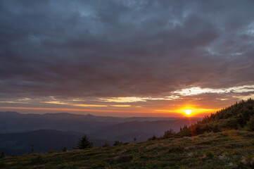 Wall Mural - beautiful sunrise in the ukrainian carpathians. morning landscape