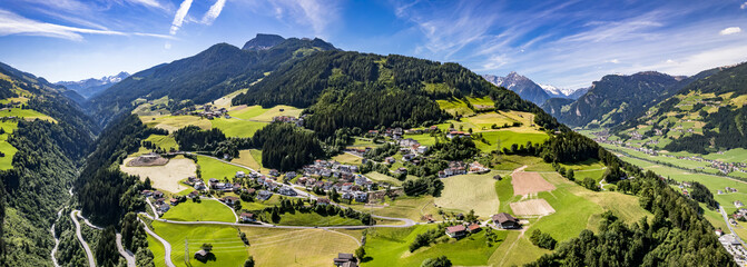 Sticker - view at the zillertal valley in austria