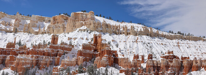 Wall Mural - snow covered mountains, Bryce Canyon