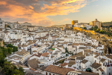 Canvas Print - Cityscape of Setenil de las Bodegas, Andalucia, Spain