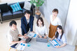 © maroke - ベンチャー企業で働くビジネスパーソン
