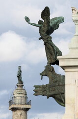 Canvas Print - Statue of a winged woman in Venice Square in Rome, Italy