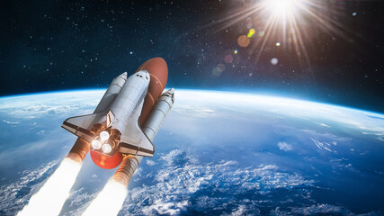 Leinwandbilder - Space shuttle on orbit of Earth planet. View from outer space. Spaceship flight. Launch and expedition. Elements of this image furnished by NASA