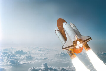 Leinwandbilder - Space shuttle in the blue sky with cloud. Launch of spaceship from Earth planet. Expedition to ISS. Space wallpaper. Elements of this image furnished by NASA