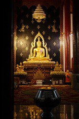 golden buddha statue