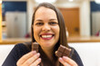 © Cássio Gomides - woman eating chocolate