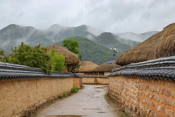 Korean traditional village (Andong Hahoe Village)