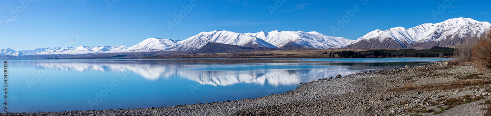 Lake Tekapo mountain landscape Panorama South Island New Zealand - obrazy, fototapety, plakaty 