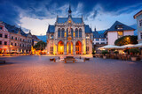 Fototapeta  - Erfurt, Germany. Cityscape image of old town Erfurt, Thuringia, Germany with the neo-Gothic Town Hall on Fischmarkt square at sunrise.