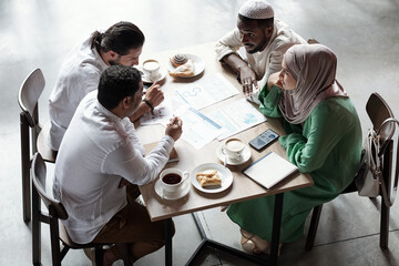 Poster - Muslim Colleagues Brainstorming During Lunch