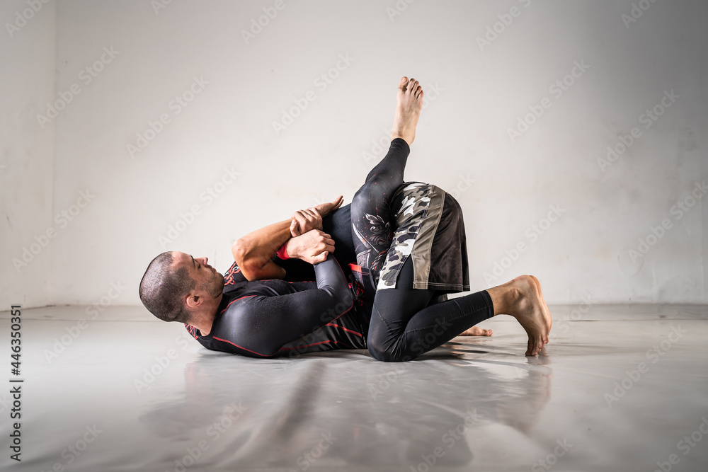 Brazilian jiu jistu bjj no-gi grappling training two male athletes ...