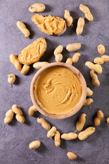Wall Mural - bowl of creamy butter peanut