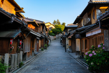 Canvas Print - 京都市 夕暮れの二寧坂（二年坂）