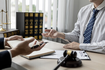 Attorneys or lawyers are advising clients in defamation cases, they are collecting evidence to bring charges against the parties for damages. The concept of defamation case counseling.