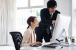 © Monet - 若手社員が活躍するオフィス