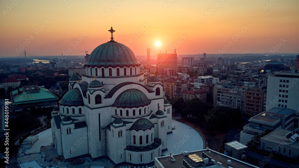 Drone view of Saint Sava temple, one of the largest Orthodox churches in the world - Belgrade, Serbia. - obrazy, fototapety, plakaty 