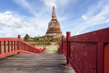 Wall Mural - Old temple Wat Chaiwatthanaram of Ayutthaya Province