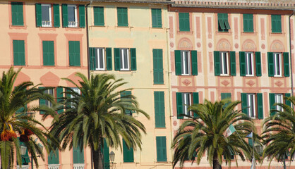 Santa Margherita Ligure is a seaside resort in the Gulf of Tigullio famous for the beauty of its colorful houses and trompe l'oeil.

