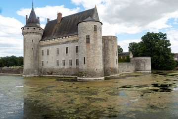 Wall Mural - château de sully sur loire