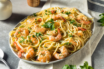 Canvas Print - Homemade Cooked Shrimp Scampi with Pasta