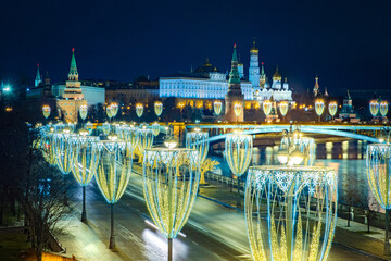 Wall Mural - Moscow. Russia. The night Kremlin. Grand Kremlin Palace. Christmas illumination on the Kremlin embankment. Moscow is decorated for the new year. Roads of Russia. Ivan the Great Bell Tower in Moscow