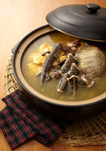 Delicious Chinese Food, Quail Snake Turtle Chicken Soup