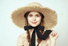 Pretty Woman In Straw Hat Glamor Summer Fashion Shawl Around The Neck