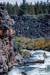 Sticker - river in the mountains