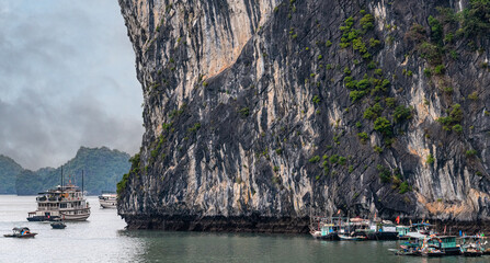 Poster - Halong Bay fishing boats