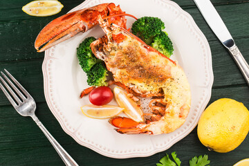 Sticker - Lobster Thermidor, grilled lobster stuffed with cream and cheese, served with lemon，Boston lobster with cheese