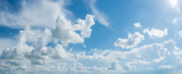 Wall Mural - Many white clouds in the blue sky