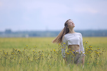 Wall Mural - nature autumn field fashion model girl / landscape in summer field beautiful young happy model glamorous