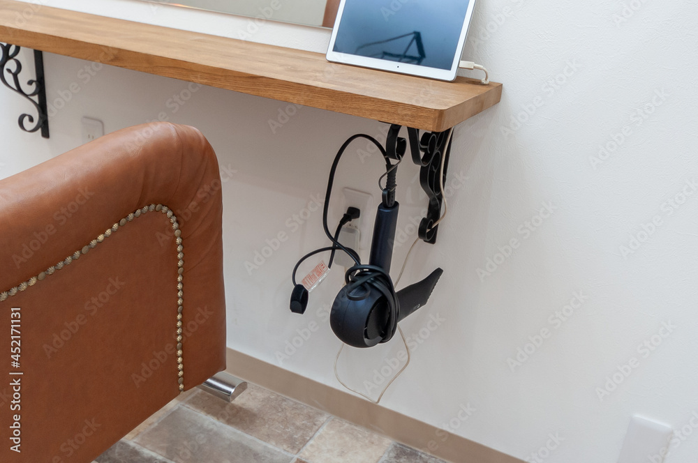 美容室　ドライヤーホルダー 美容院ヘアドライヤーホルダー - EASY - Nelson Mobilier