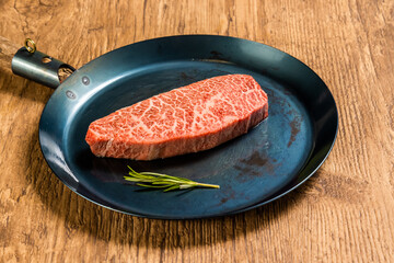 Canvas Print - 高級グリルステーキ Thick cut luxury fresh beef steak