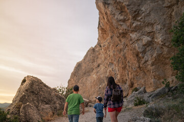 Sticker - parent and child in the mountains