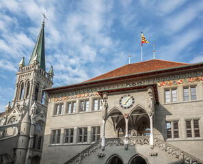 Canvas Print - Bern Town Hall (Rathaus) and Church of St Peter and Paul - Bern, Switzerland