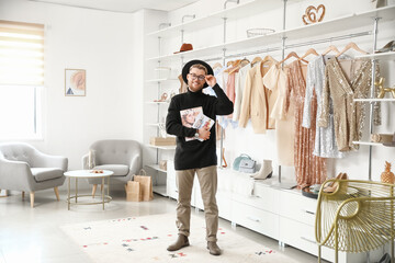 Wall Mural - Male stylist working in studio