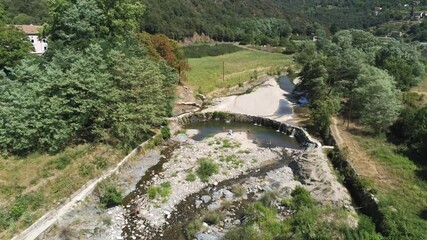 Poster - Barrage sur la rivière Hérault dans les Cévennes, vue aérienne