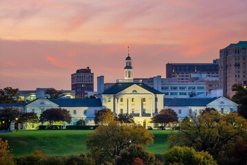 Fototapete - Richmond downtown city skyline cityscape in Virginia, USA