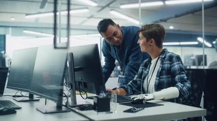 Aufkleber - Teamwork In Diverse Office: Smiling Project Manager Talks with Happy Woman with Disability with Prosthetic Arm to Working on Desktop Computer. Professionals Create e-Commerce Software App Solution