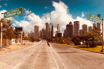 Canvas Print - A view of Panama City