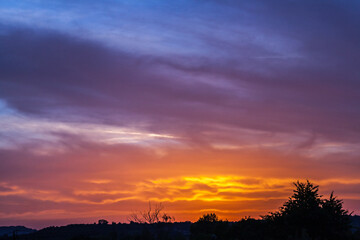 Canvas Print - Allassac (Corrèze, France) - Coucher de soleil nuageux