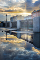 Wall Mural - Autumn sun in the pause of rains in St. Petersburg