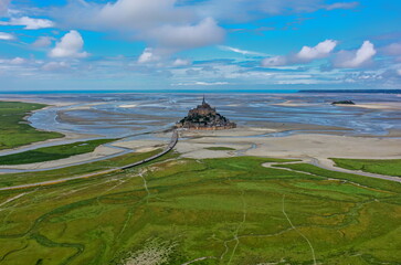 Wall Mural - Mont Saint-Michel