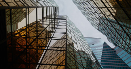 Fototapete - Low angle of the business office tower