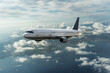 Flugzeug  über den Wolken