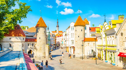 Fototapete - Viru Gate towers in Tallinn old town, Estonia