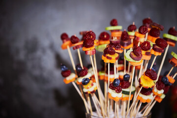 Canvas Print - Pinchos, fruit and vegetable skewers for the party